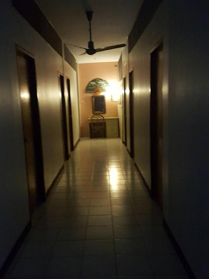 Hotel V.I.P. House Chiang Mai Exterior foto